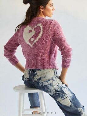NWOT Anthropologie Pilcro icon Women’s Pink Heart-Back Knit cardigan small